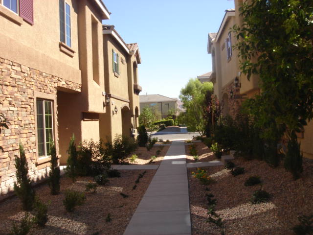 9564 Volk Ave